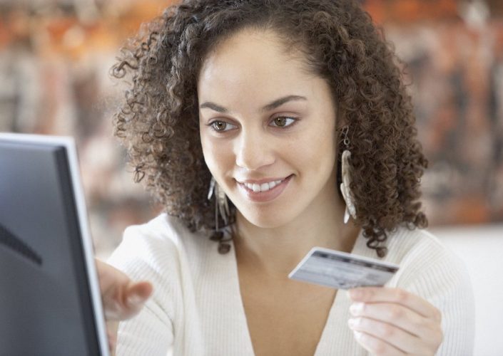 Jak bezpiecznie robić zakupy w sklepie internetowym?